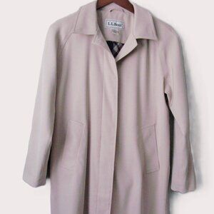 L.L. Bean Women’s Lined Coat Small Beige & Plaid